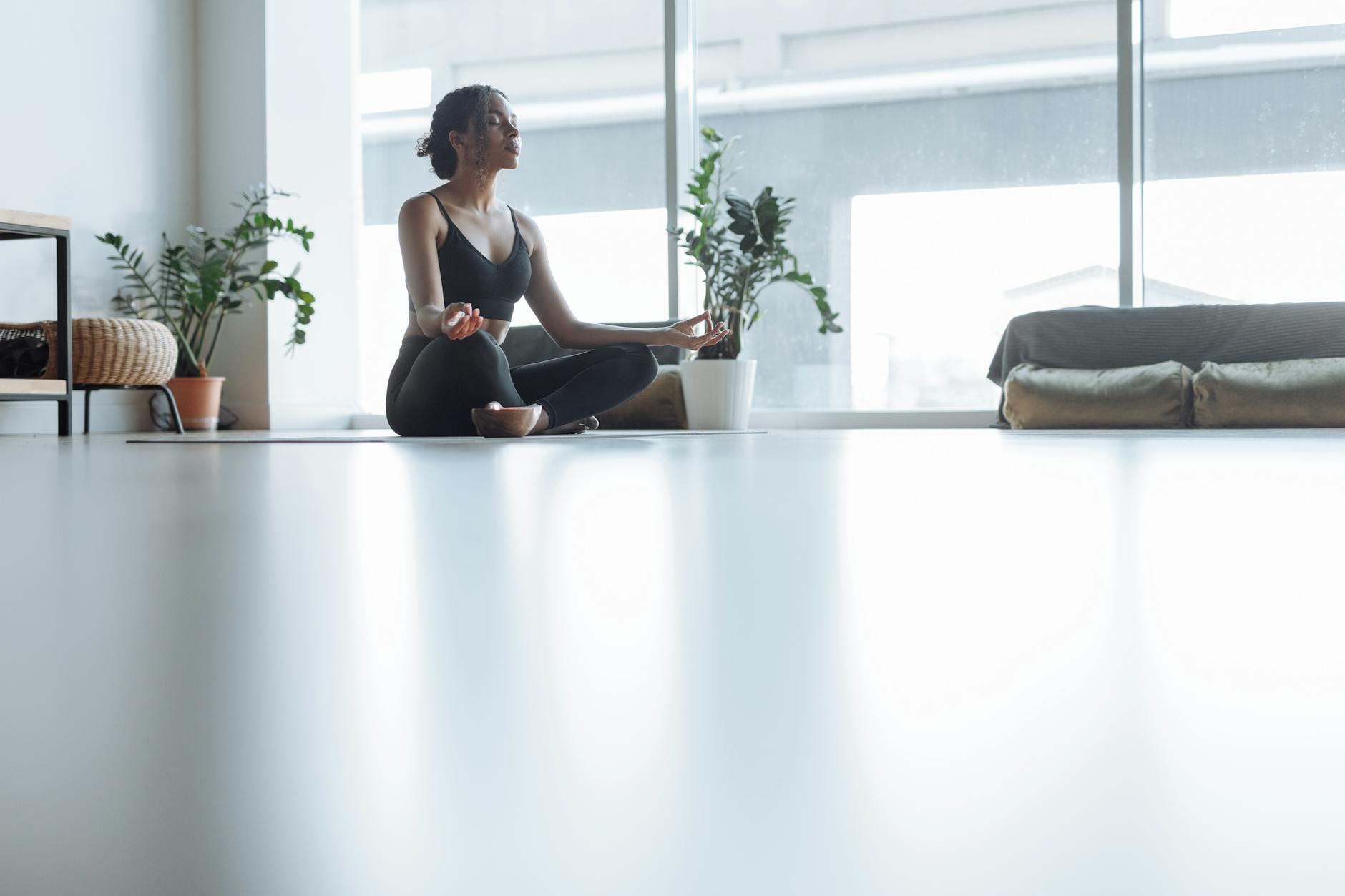 Meditation Teacher Training Red Flags: 9 Signs to Walk Away