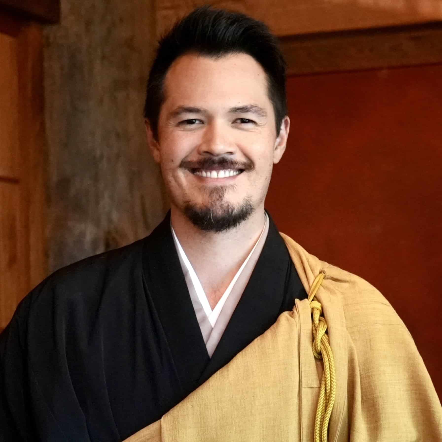 Noah Kodo Roen, Sensei