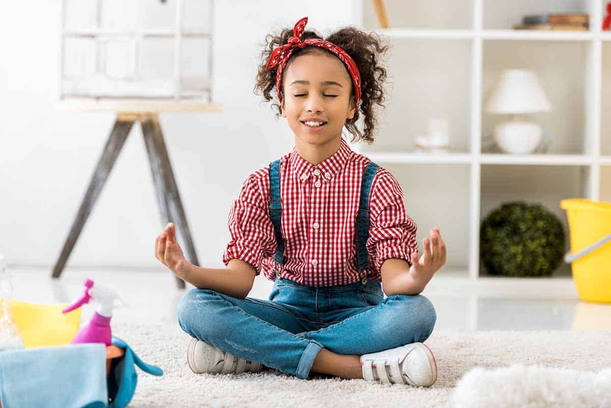 You are currently viewing 5 Tips to Help You Meditate As a Student