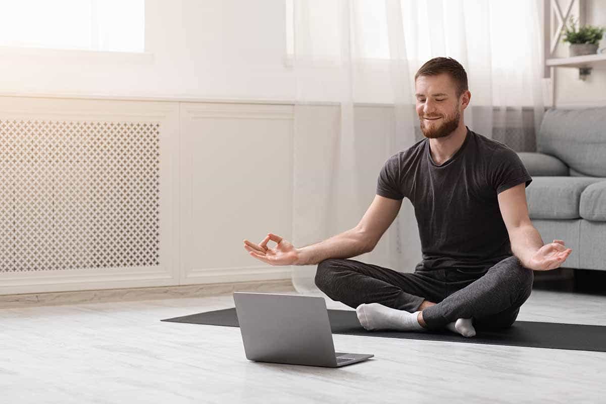You are currently viewing 5 Great Sites Where You Can Learn Meditation Online