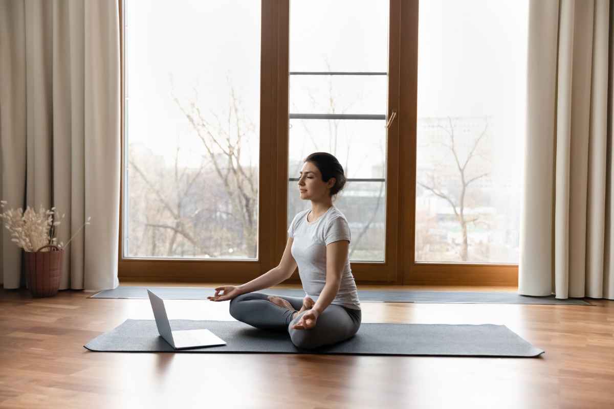 Read more about the article 7 Key Ways Meditation Transforms Your Mindset